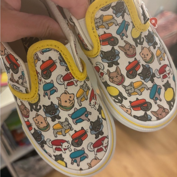 Cute Kids Vans - Picture 2 of 5